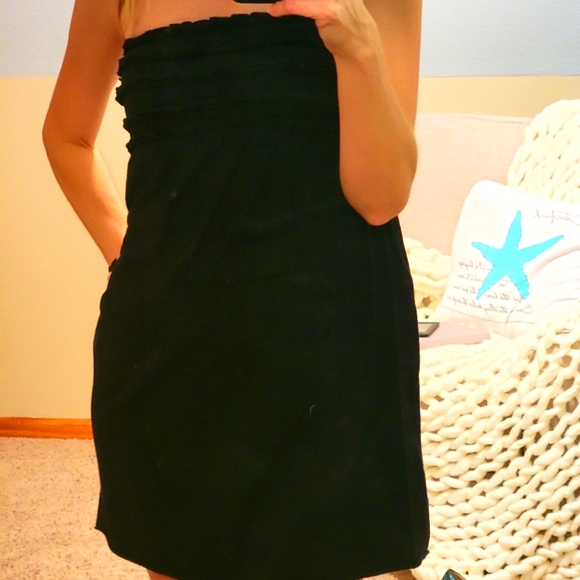 Essential Swim Cover-Up in Medium - Picture 3 of 6